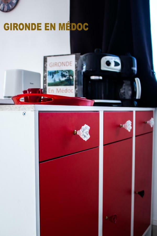 Bureaux Appartements Lesparre Medoc 外观 照片