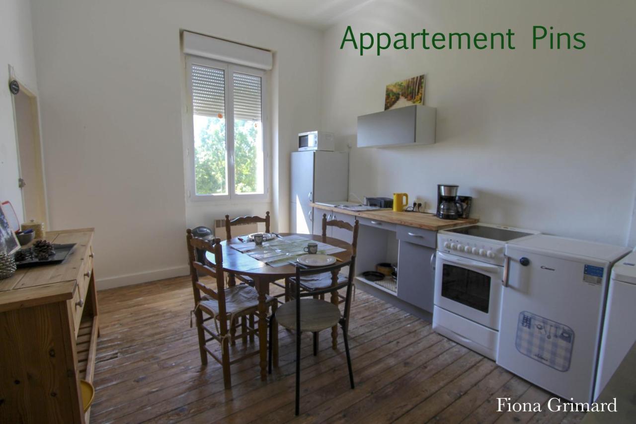 Bureaux Appartements Lesparre Medoc 外观 照片